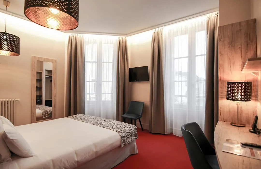 Hôtel Montaigne-1