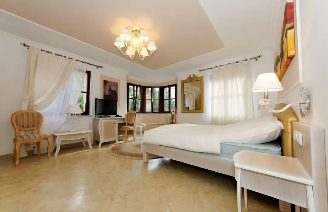 Hotel Villa Toscana-1
