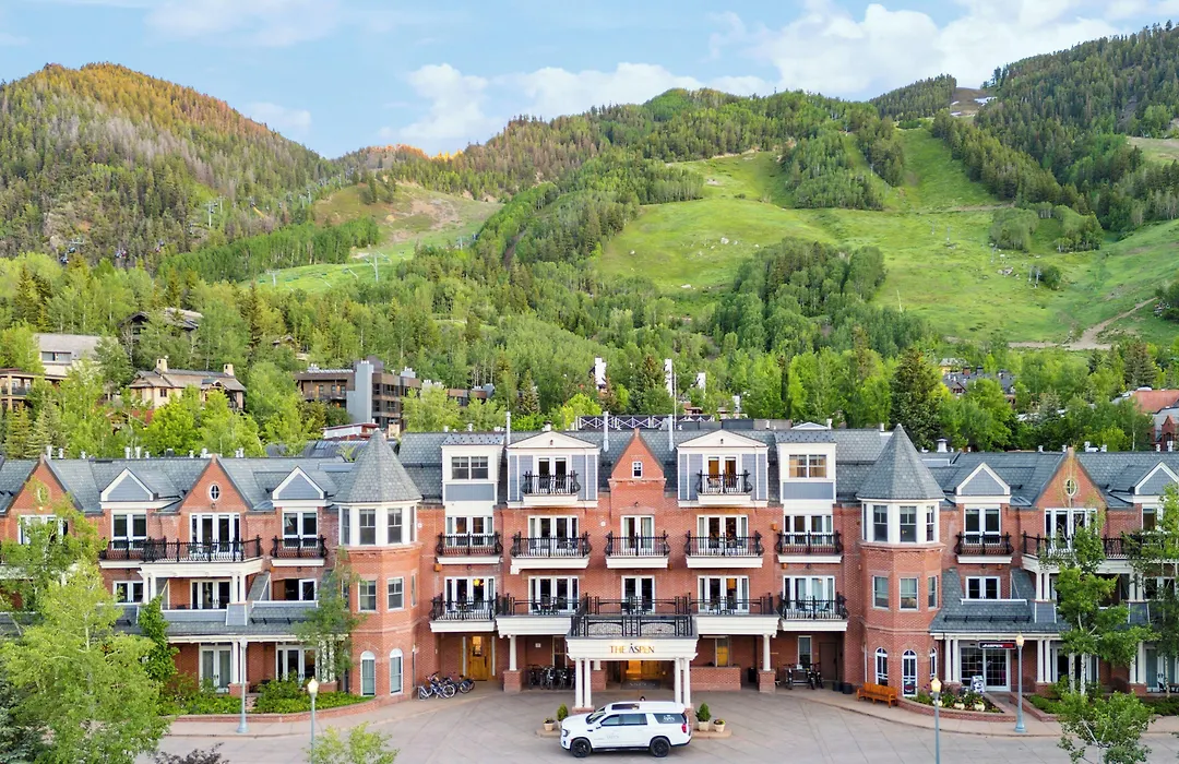 The Aspen Mountain Residences-1