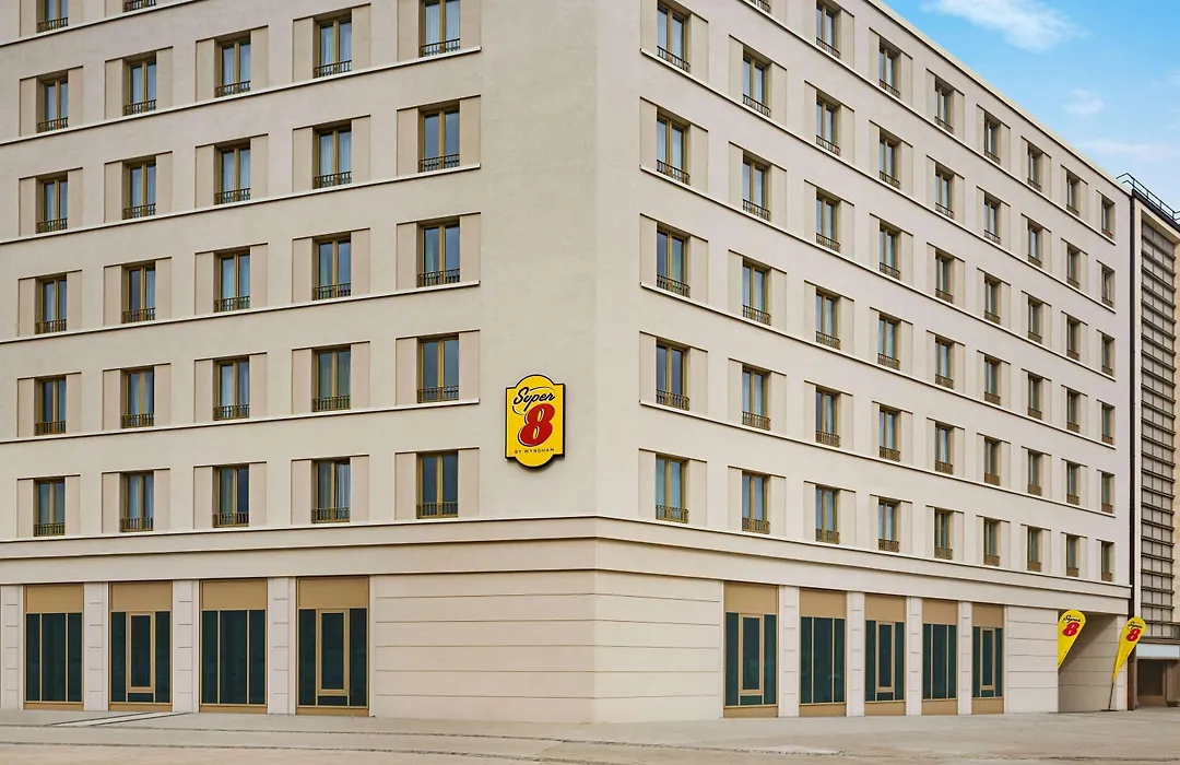 Super 8 By Wyndham Chemnitz-1