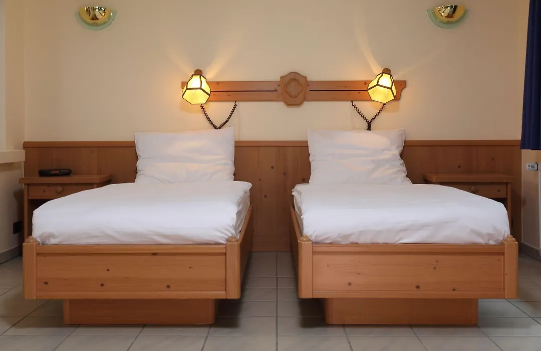 Hotel Sieweburen-1