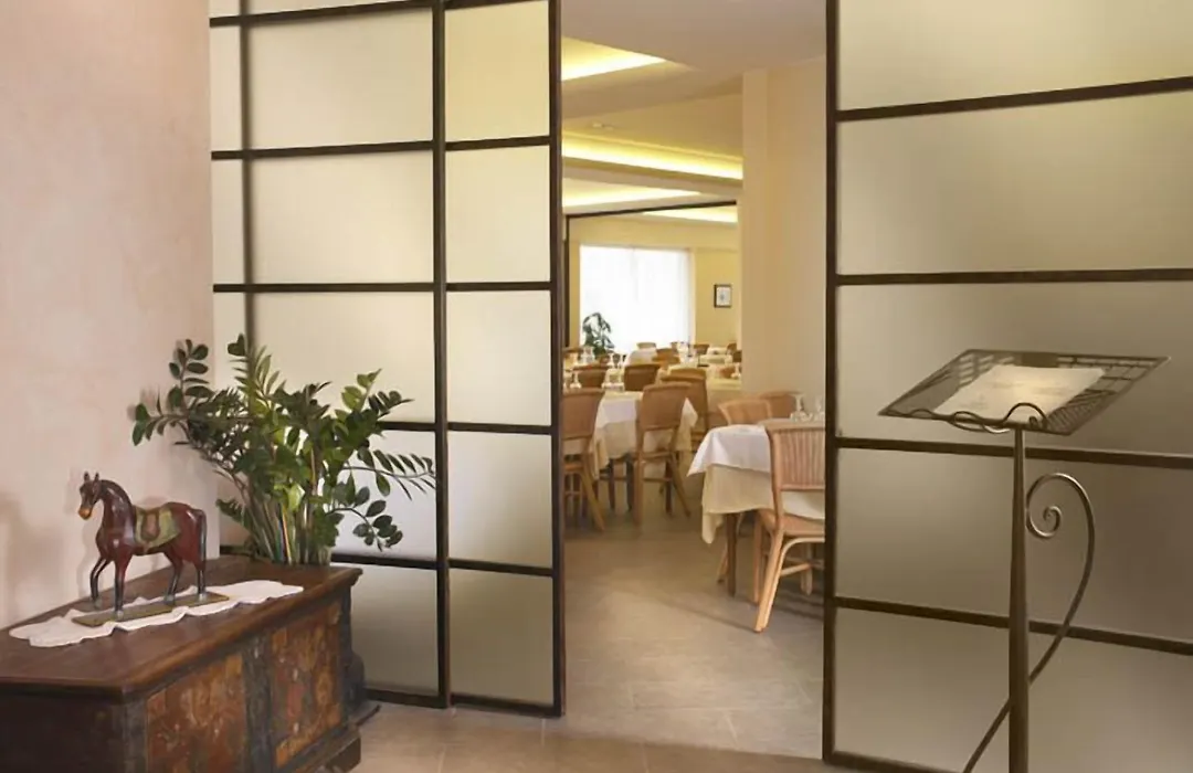 Hotel Italia-1