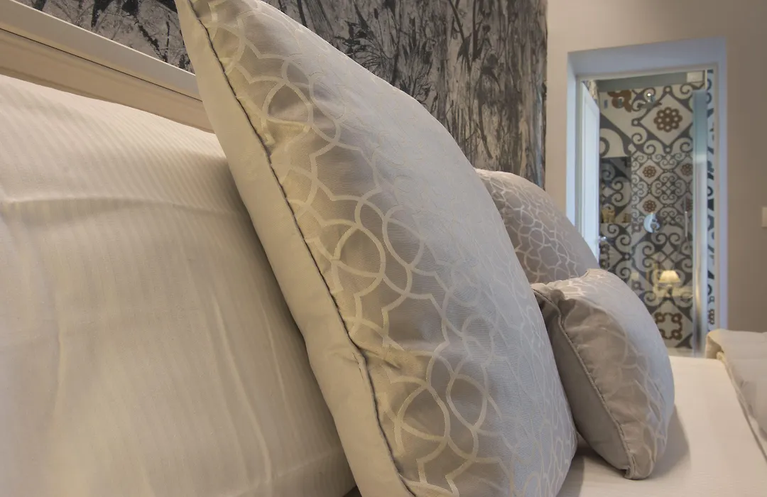 Pistoia Inn - Downtown'S Charming Rooms-1
