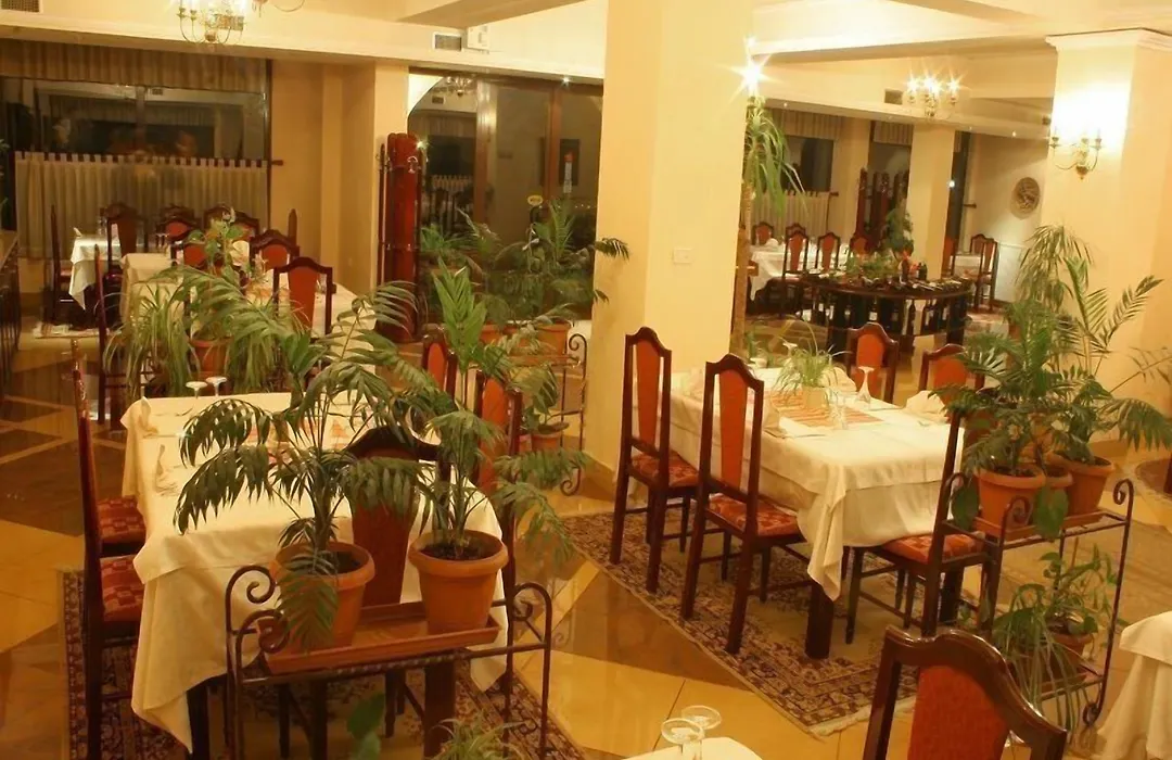 Hotel Baron-1