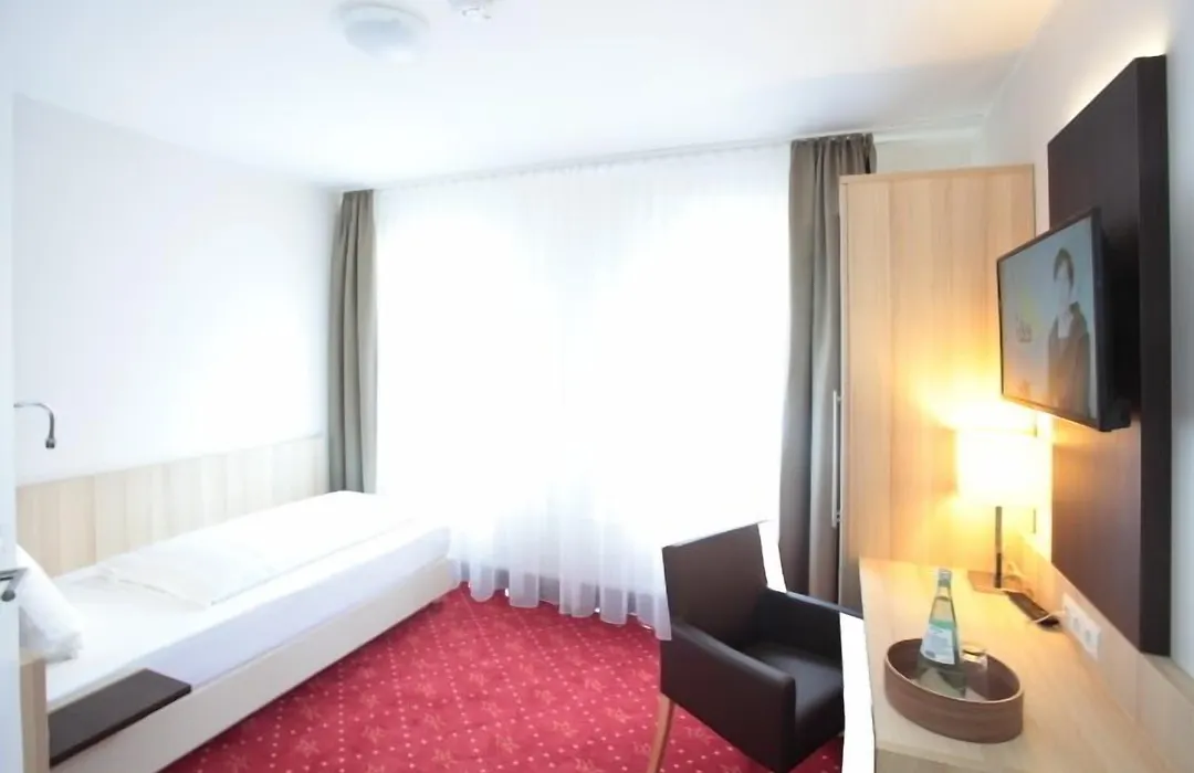Hotel zur Schloß-Schenke-1