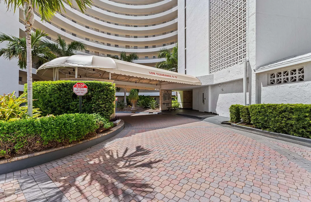 Crystal Sands By Beachside Management-1