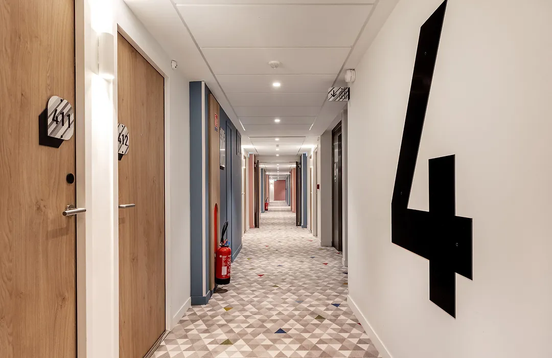 B&B HOTEL Lille Lillenium Eurasanté-1
