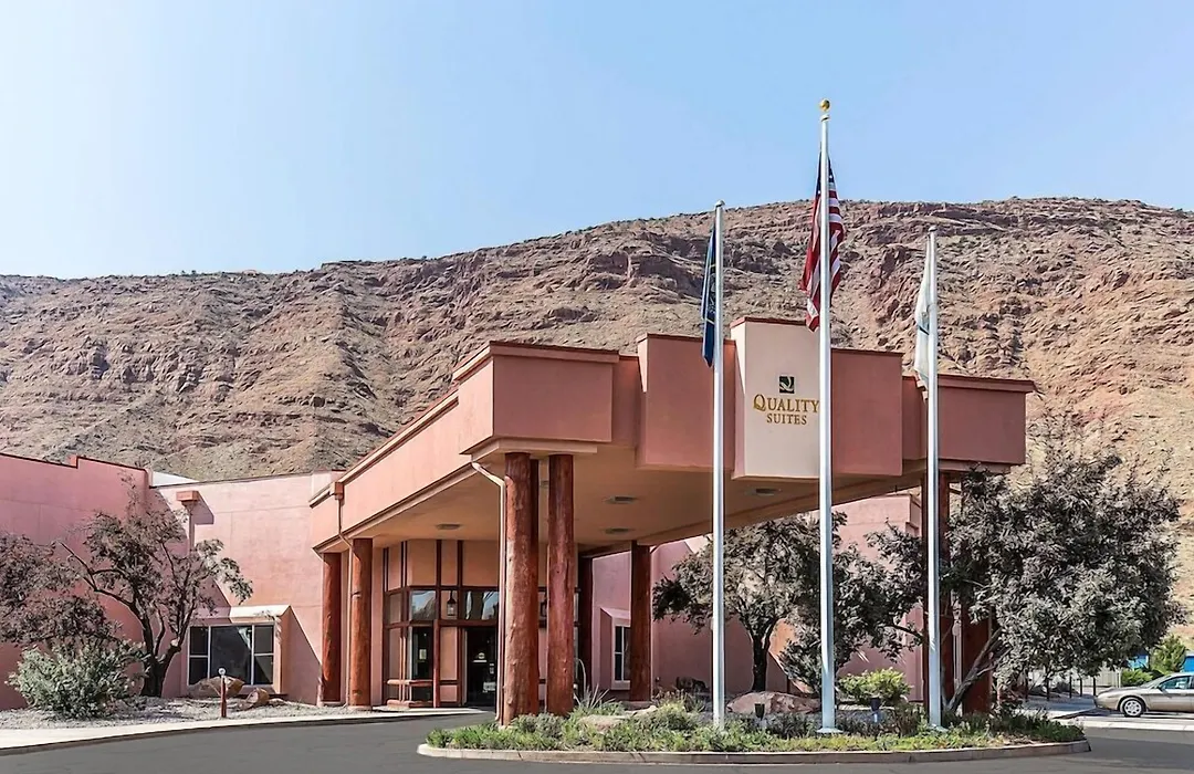 Quality Suites Moab Near Arches National Park-1