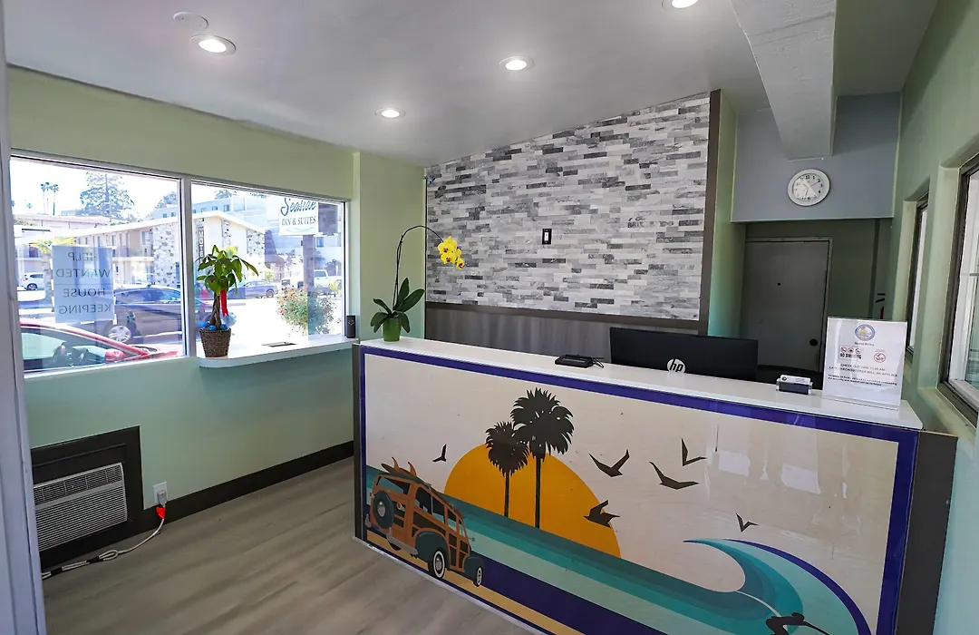 Seaside Inn & Suites-1
