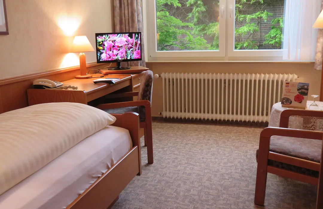 Hotel zum Rosenteich-1