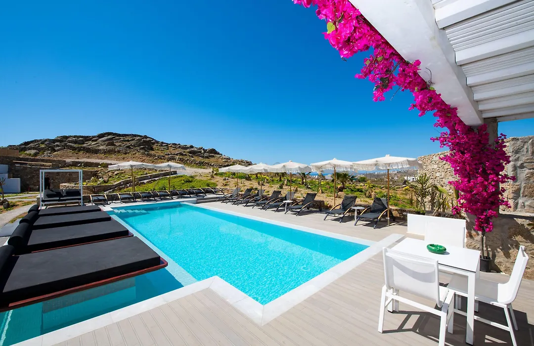 Bianco A Nero Mykonos-1