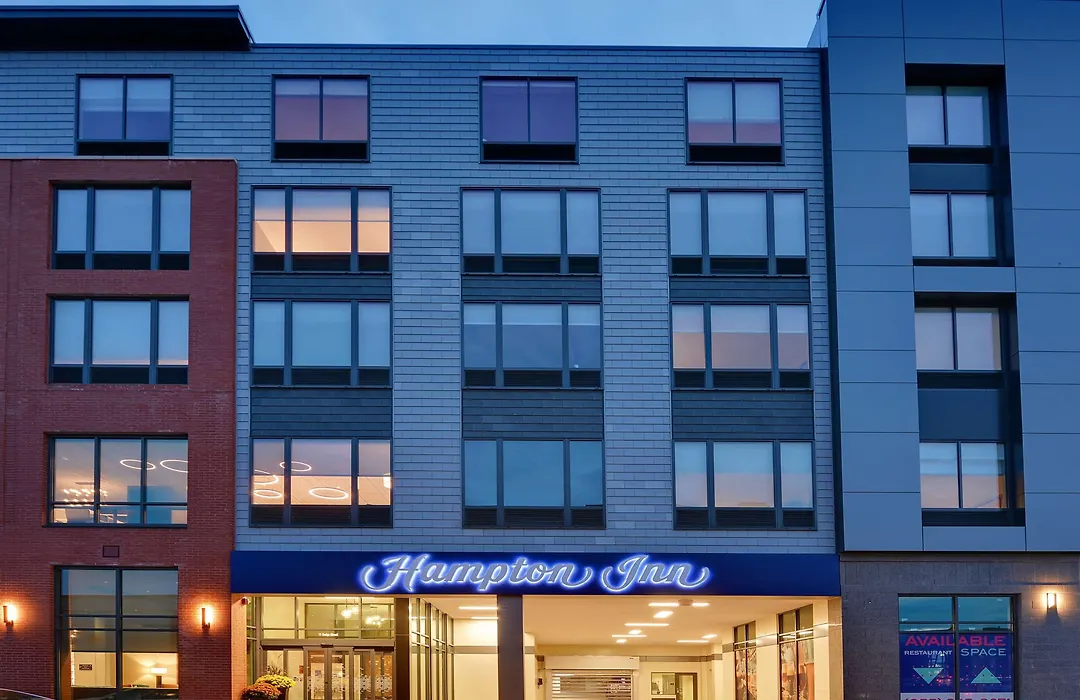 Hampton Inn Salem, Ma-1