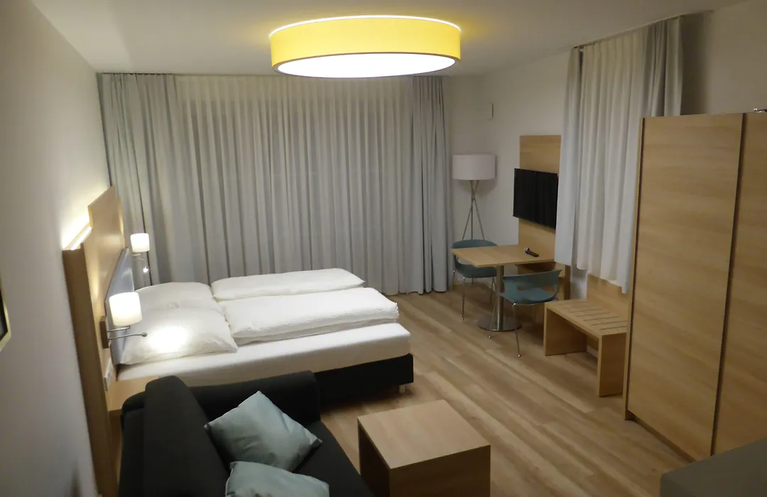 Leister Apparthotel-1
