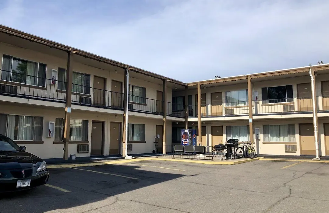 Imperial Inn-1