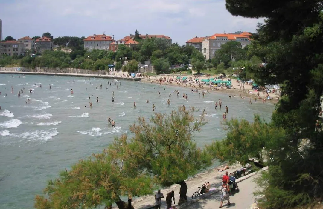 Apartments Bulovic In The Very Center Of Split-1