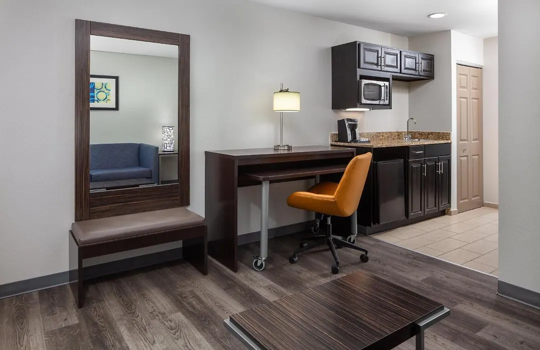 Holiday Inn Express Hotel & Suites St. Louis West-O'Fallon By Ihg-1