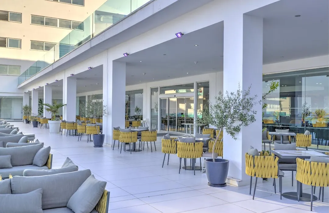 King Evelthon Beach Hotel&Resort-1