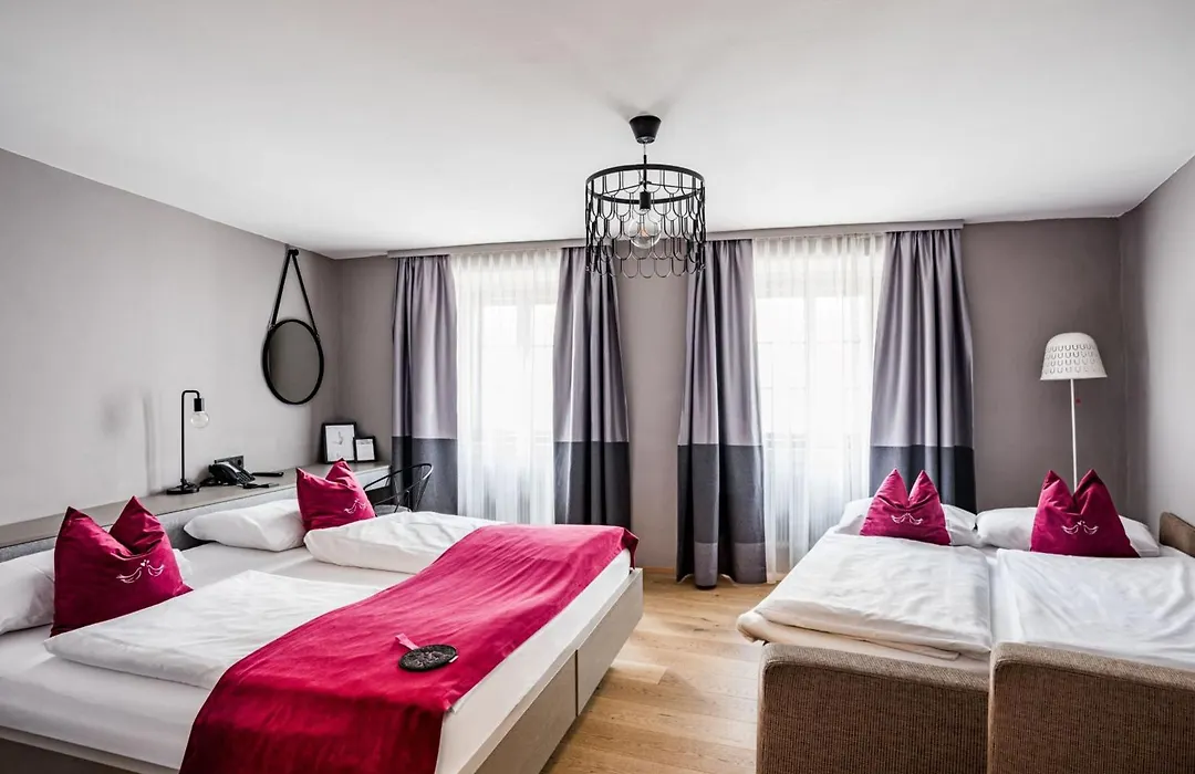 Altstadthotel Weisse Taube-1