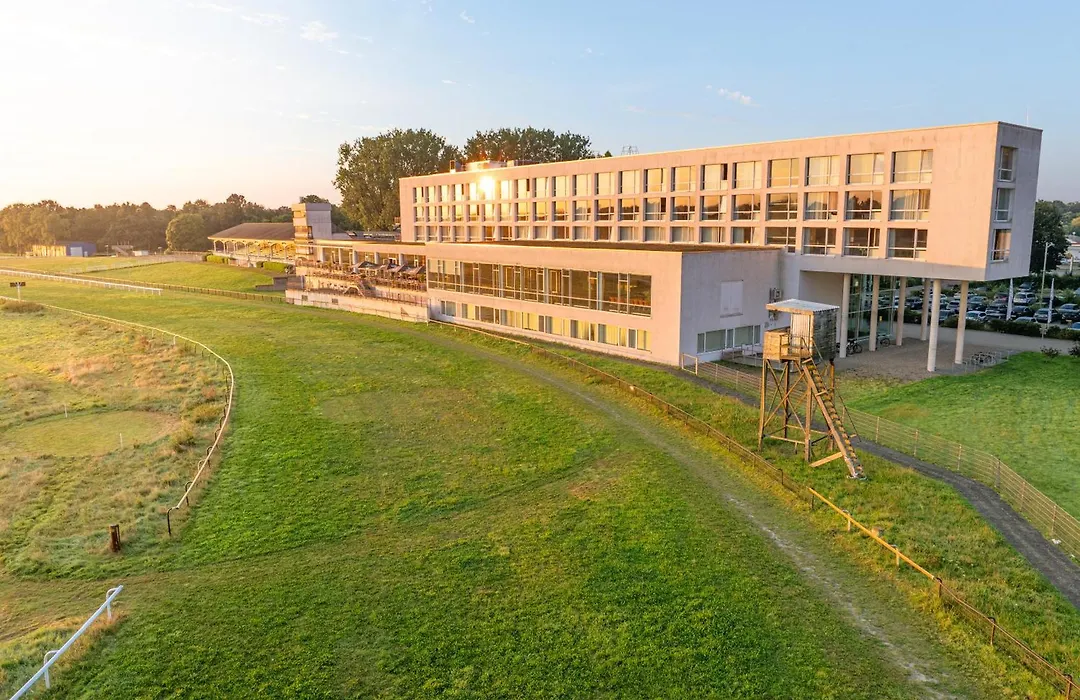 ATLANTIC Hotel Galopprennbahn-1