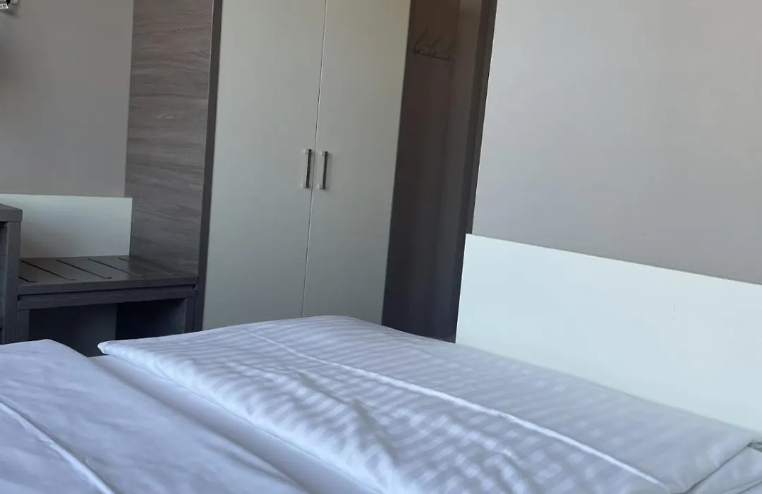 Hotel Kiel By Golden Tulip-1