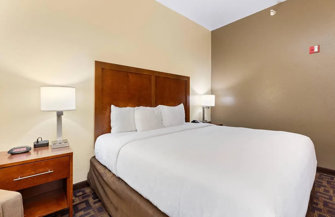 Comfort Inn & Suites North Aurora - Naperville-1
