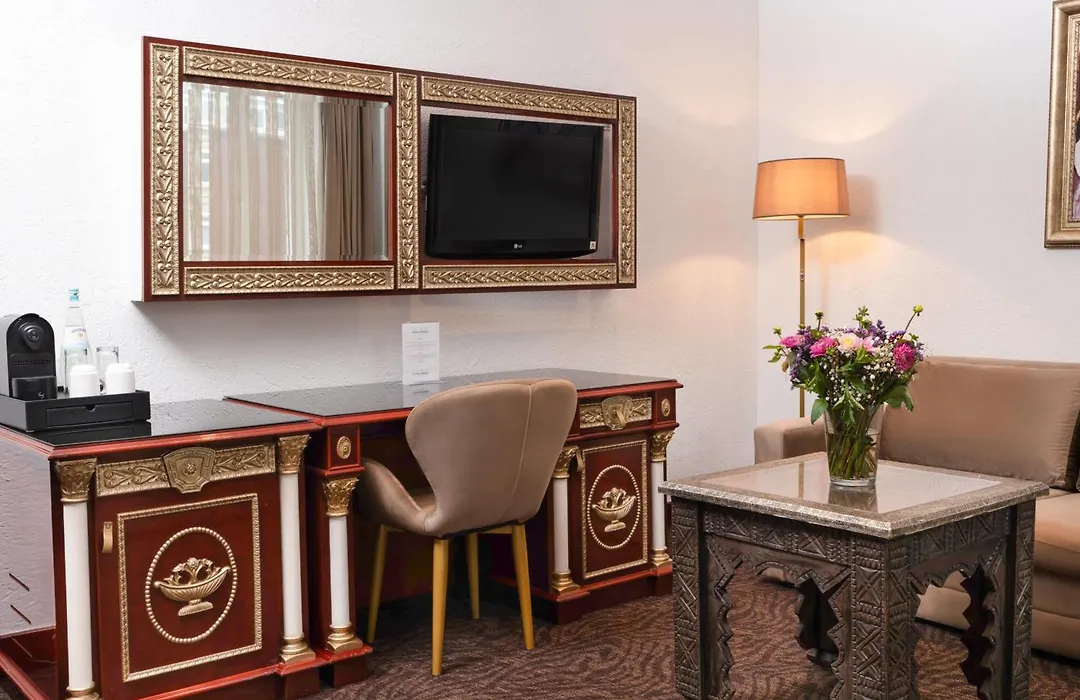 Hotel Unique Dortmund Hauptbahnhof-1