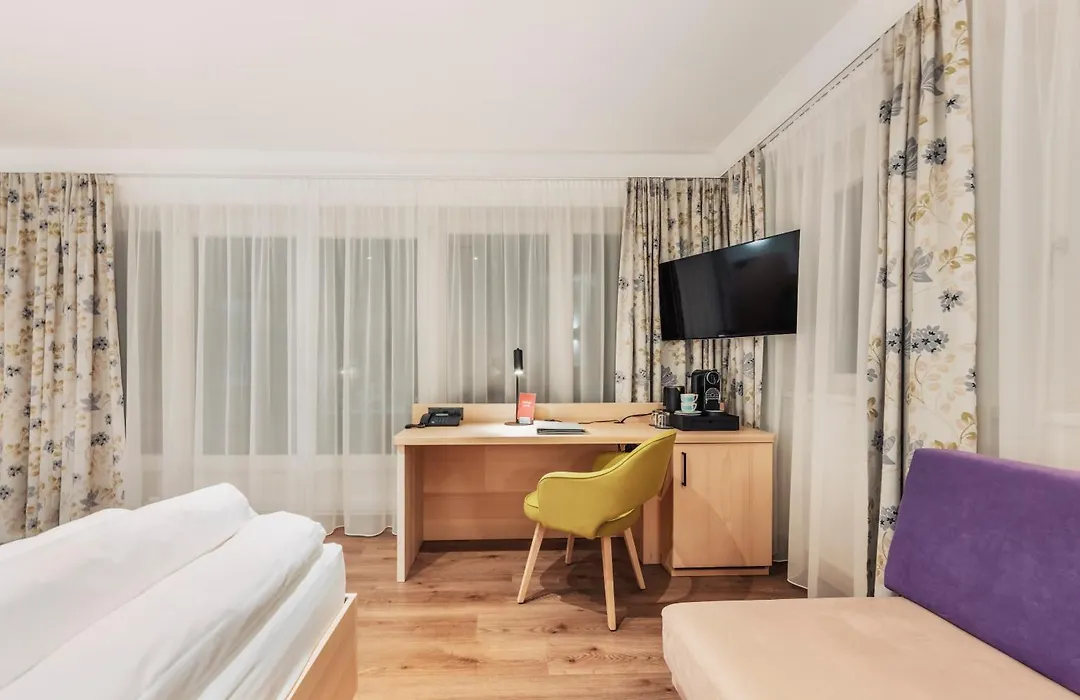 Hotel Dominic-1