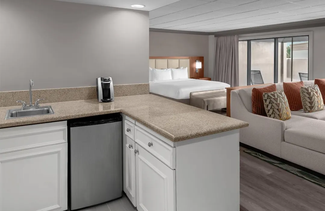 Doubletree By Hilton New Orleans-1