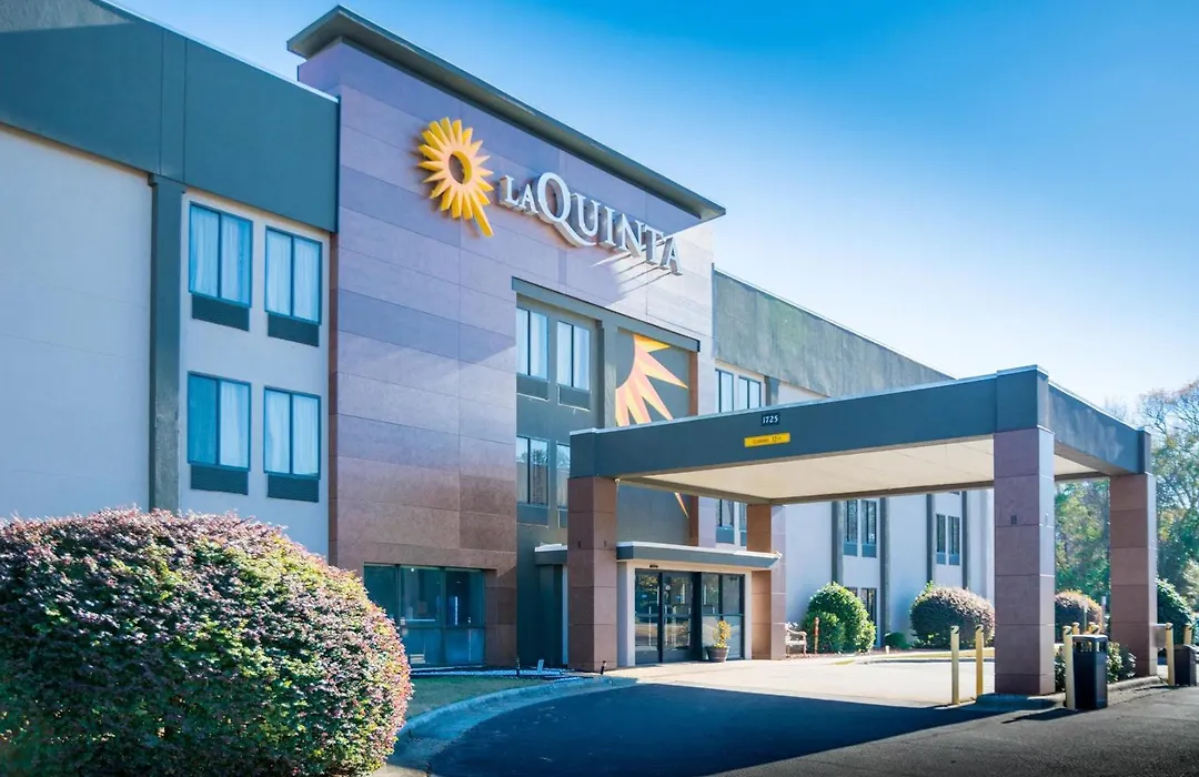 La Quinta Inn & Suites By Wyndham Fayetteville I-95-1