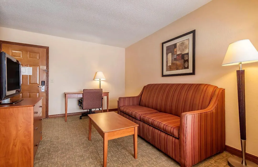 Quality Inn & Suites Owasso Us-169-1