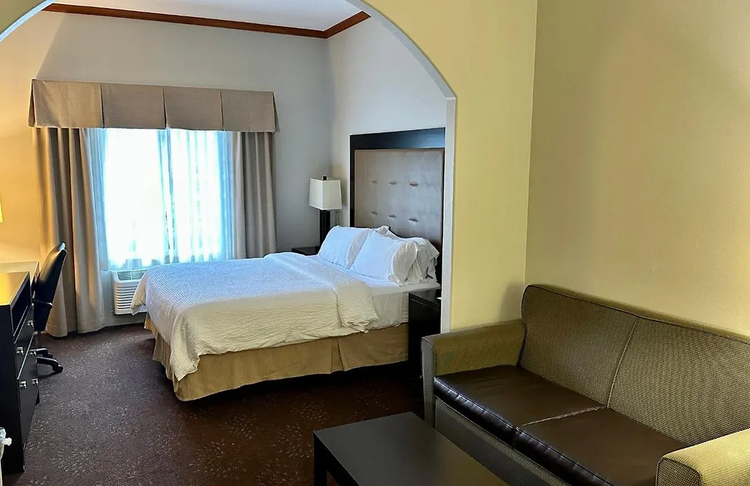 Holiday Inn Express Vancouver North By Ihg-1