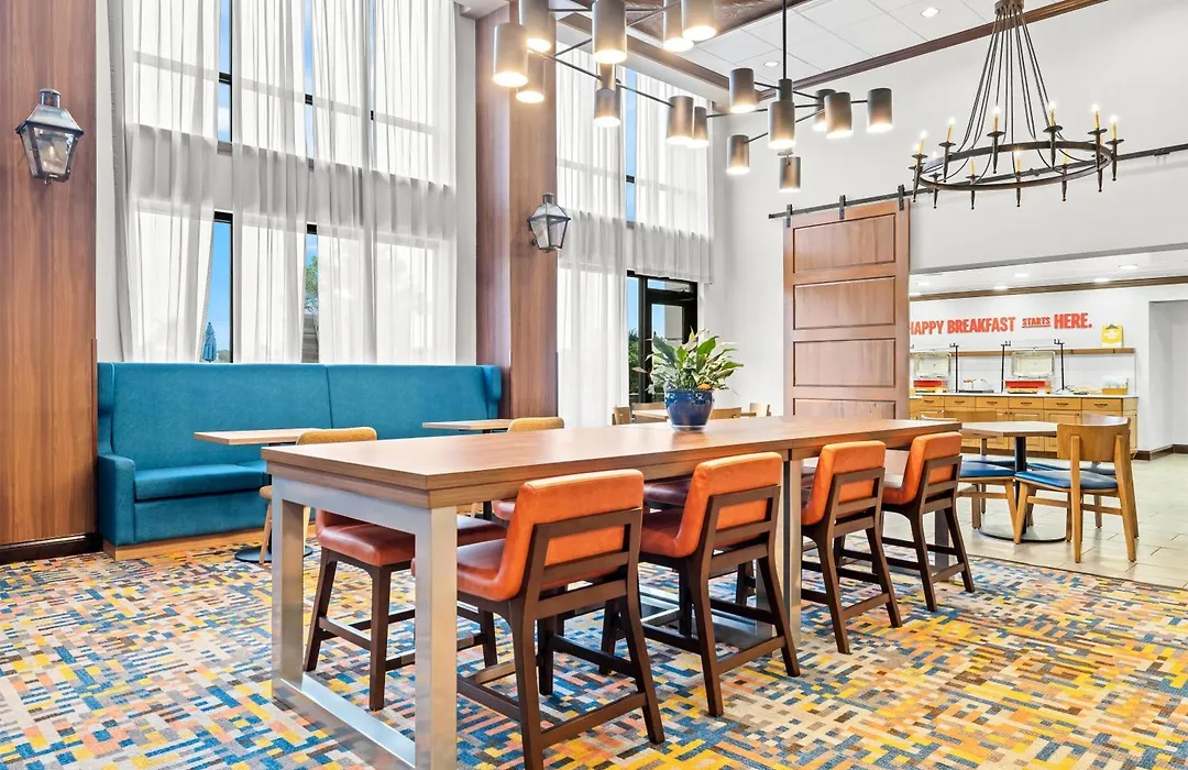 Hampton Inn & Suites Tifton-1