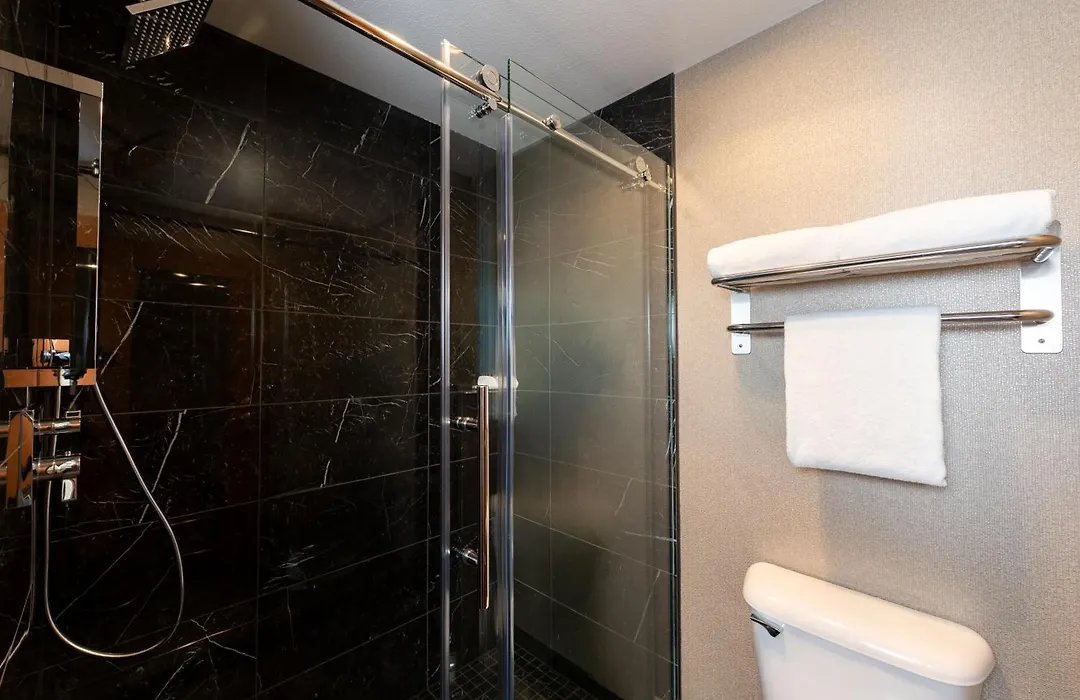 Silver Cloud Hotel - Mukilteo Waterfront-1
