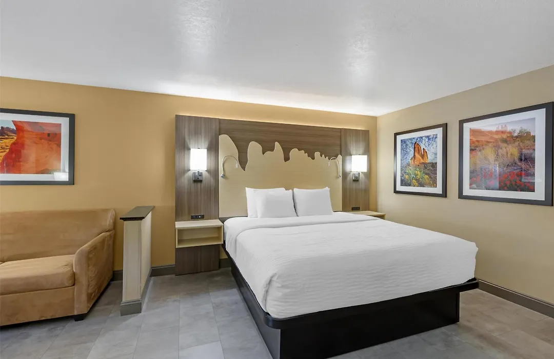 Best Western Plus Canyonlands Inn-1