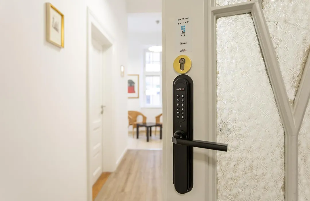 Urban Rooms-- Free Parking---1