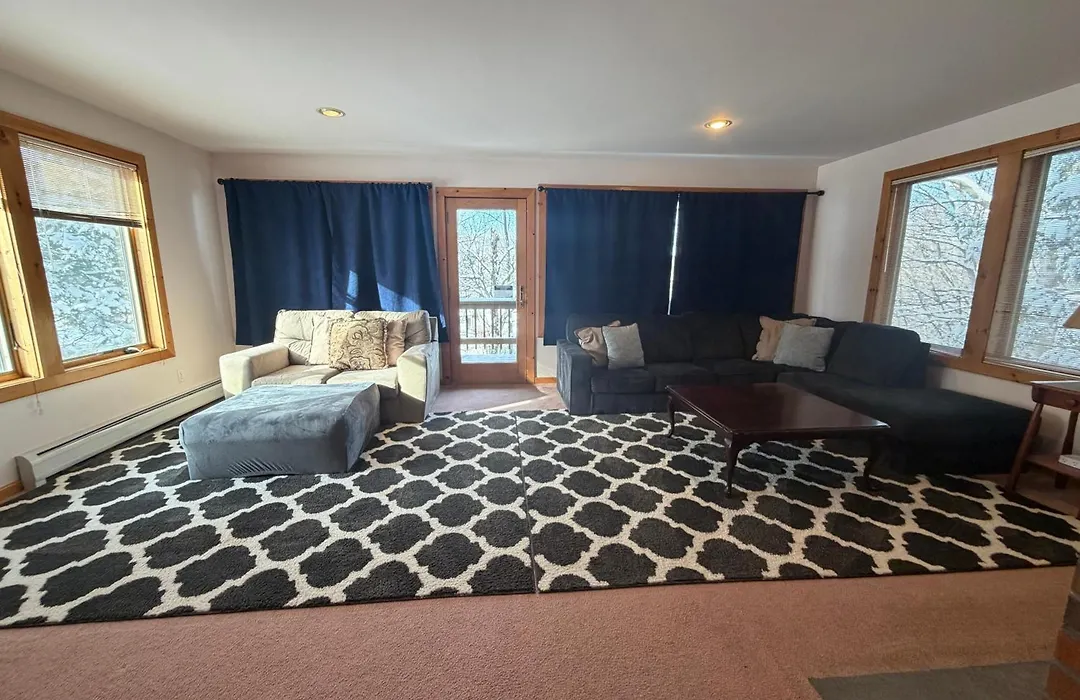 Mountain Sports Inn-1