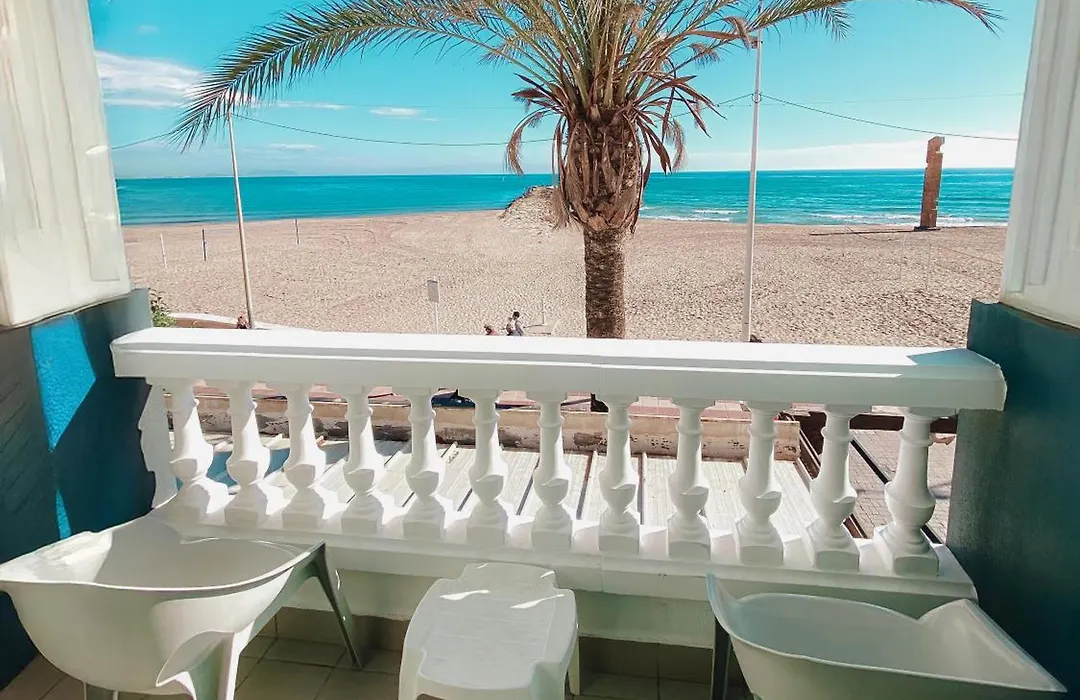 Hotel La Familia-1