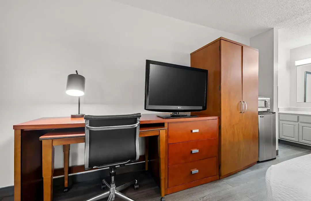Baymont By Wyndham Tuscaloosa-1
