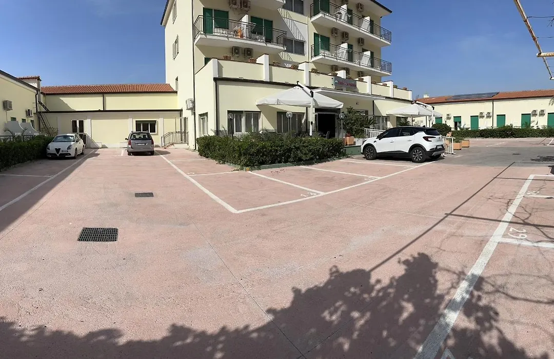 Hotel Germania-1