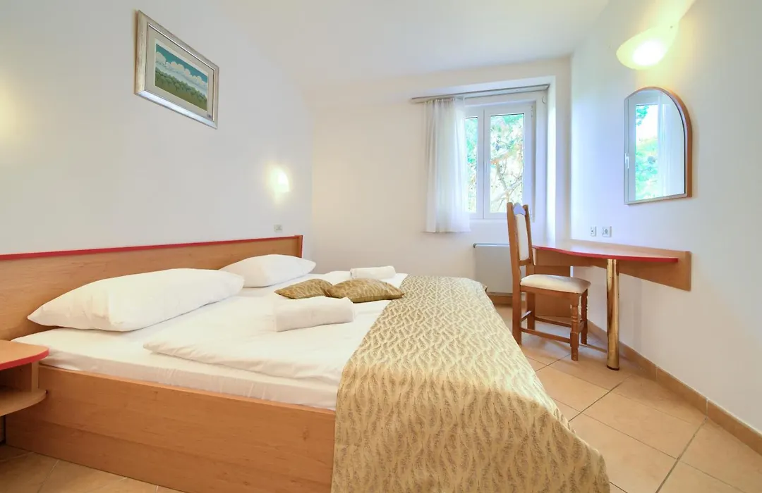 Villa Lovorka - Hotel Resort Drazica-1
