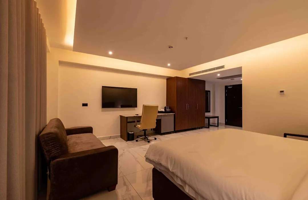 Palms By Eagles Airport City-1