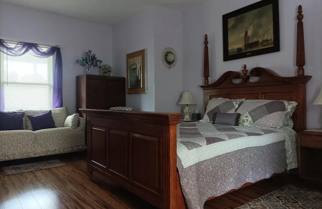Cantuta Inn-1