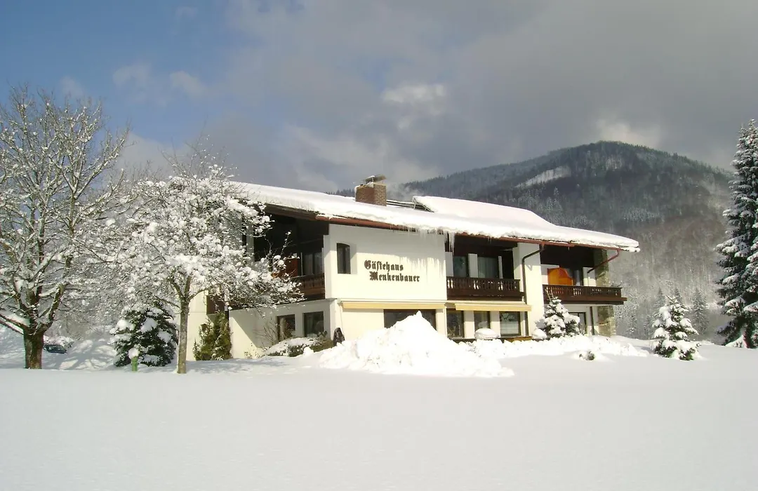 Gästehaus Menkenbauer-1