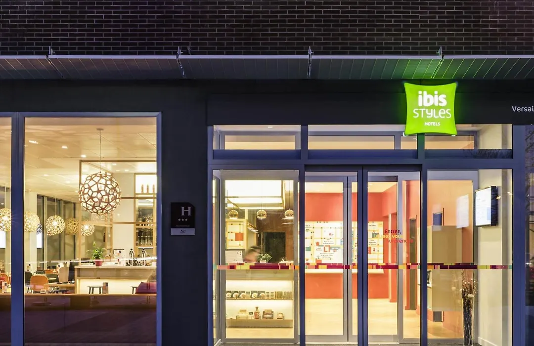 ibis Styles Guyancourt Versailles-1