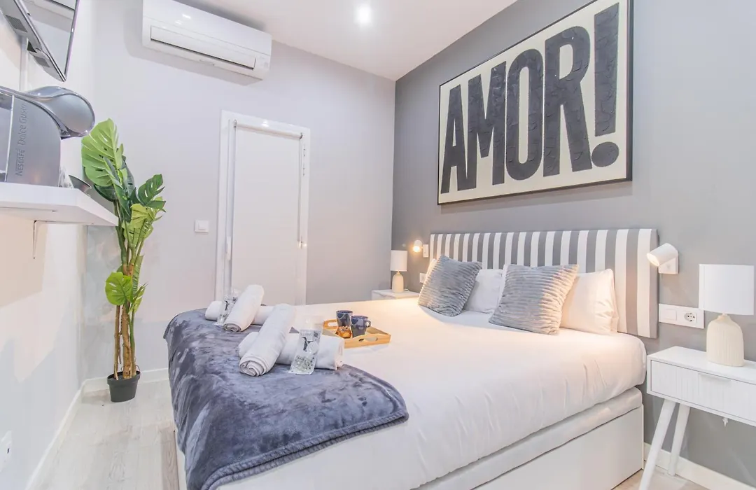 Fira Rooms Barcelona Hospitalet-1