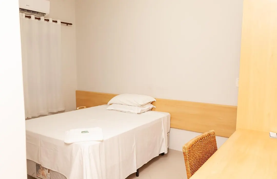 Hotel Pequeno Mundo 2-1