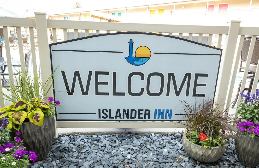 Islander Inn-1