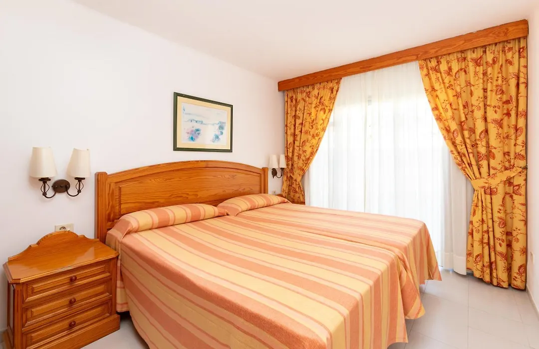 Hotel Riu Oliva Beach Resort-1