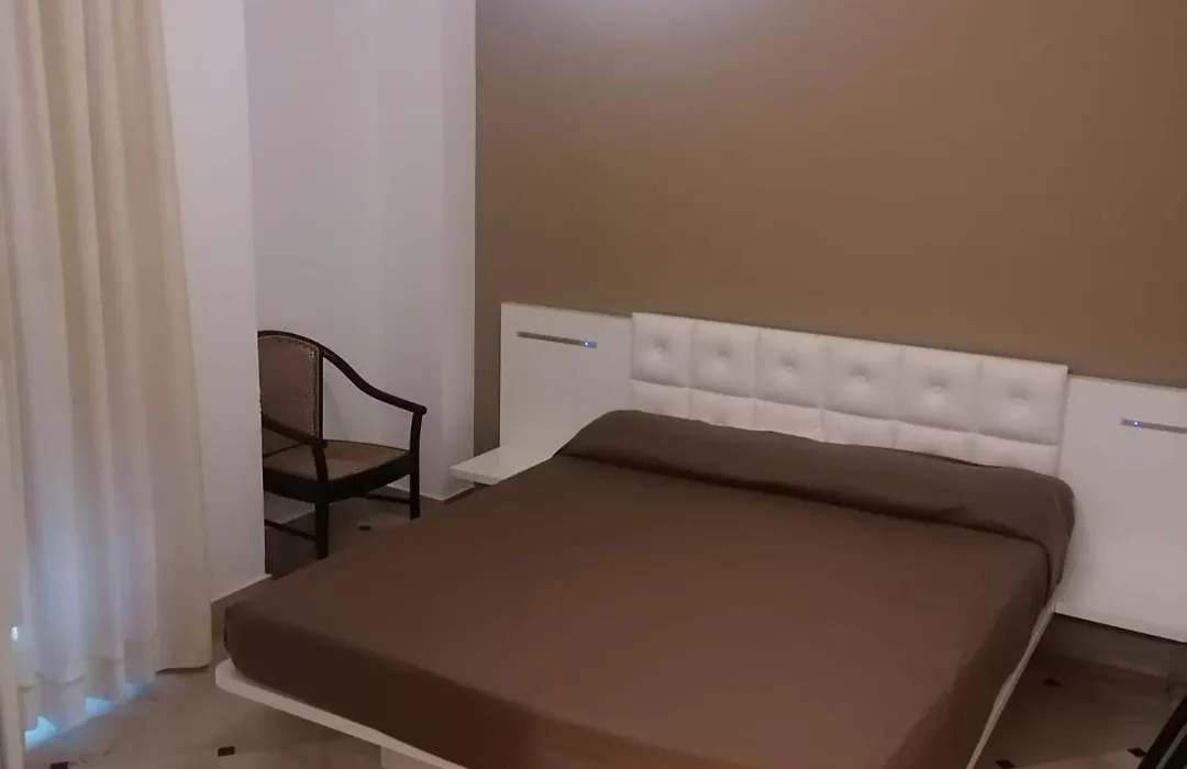 Hyencos Hotel Calos-1