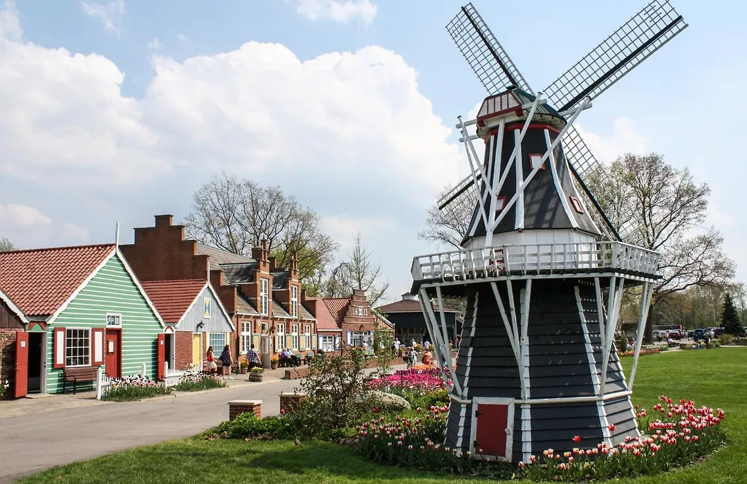 Holiday Inn Express Holland By Ihg-1